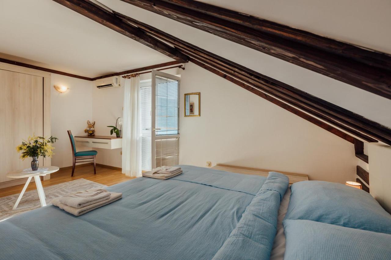 Apartmani Mara Kumbor Bagian luar foto